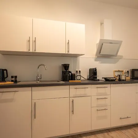 Maremar - Design Apartment - Luxus Boxspringbett - Zentral - Kueche - Arbeitsplatz - Highspeed Wlan Gera Exterior foto