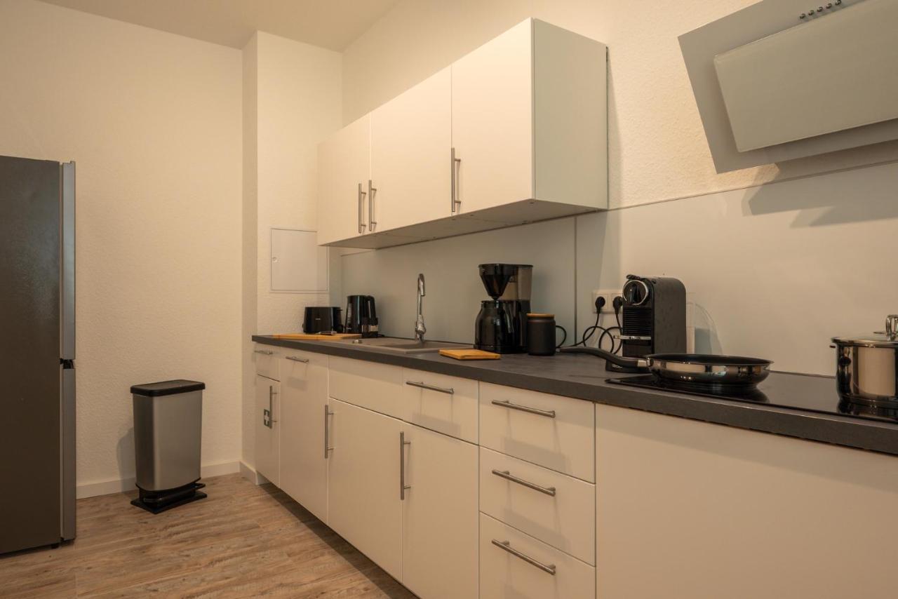 Maremar - Design - Luxus Boxspringbett - Zentral - Kueche - Arbeitsplatz - Highspeed Wlan Gera