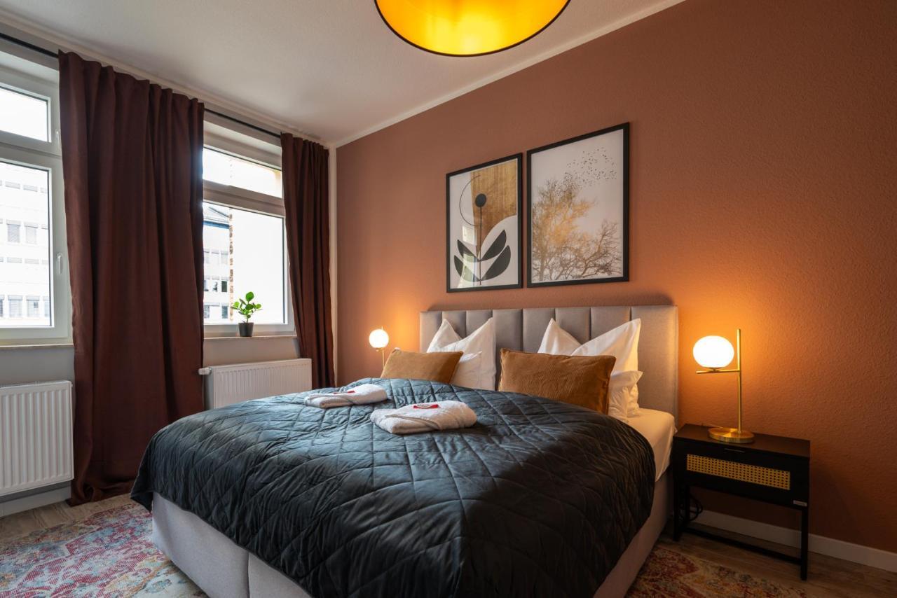 Maremar - Design - Luxus Boxspringbett - Zentral - Kueche - Arbeitsplatz - Highspeed Wlan *