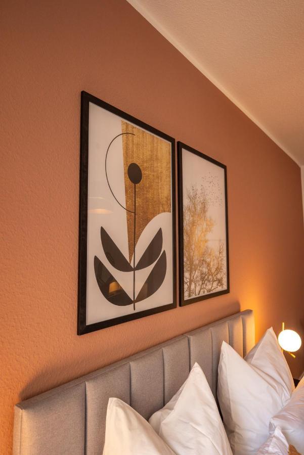 Apartment Maremar - Design - Luxus Boxspringbett - Zentral - Kueche - Arbeitsplatz - Highspeed Wlan Gera