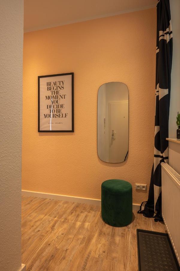 Maremar - Design - Luxus Boxspringbett - Zentral - Kueche - Arbeitsplatz - Highspeed Wlan Apartment Gera