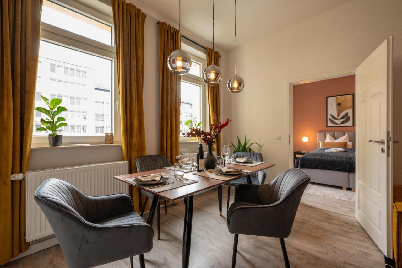 Maremar - Design - Luxus Boxspringbett - Zentral - Kueche - Arbeitsplatz - Highspeed Wlan Gera