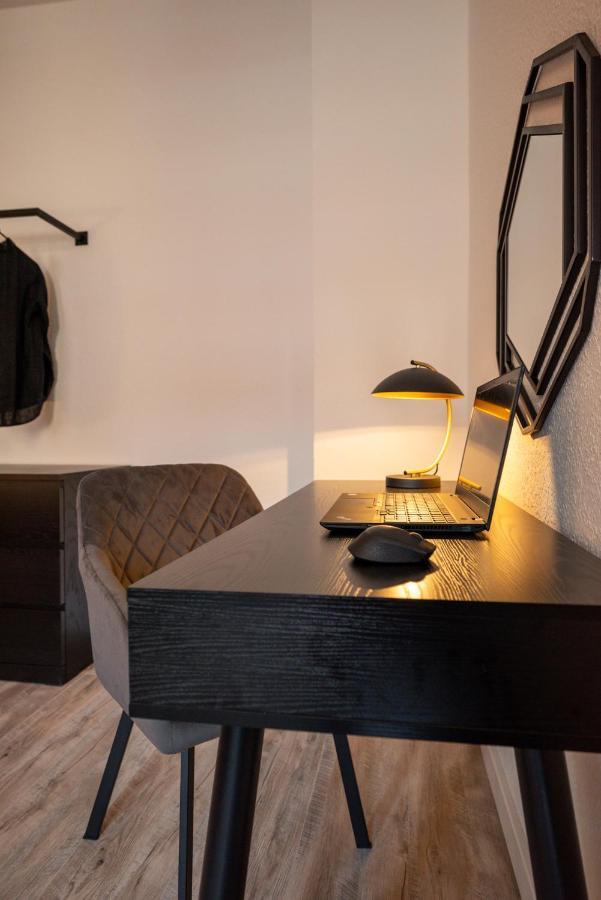 Apartment Maremar - Design - Luxus Boxspringbett - Zentral - Kueche - Arbeitsplatz - Highspeed Wlan